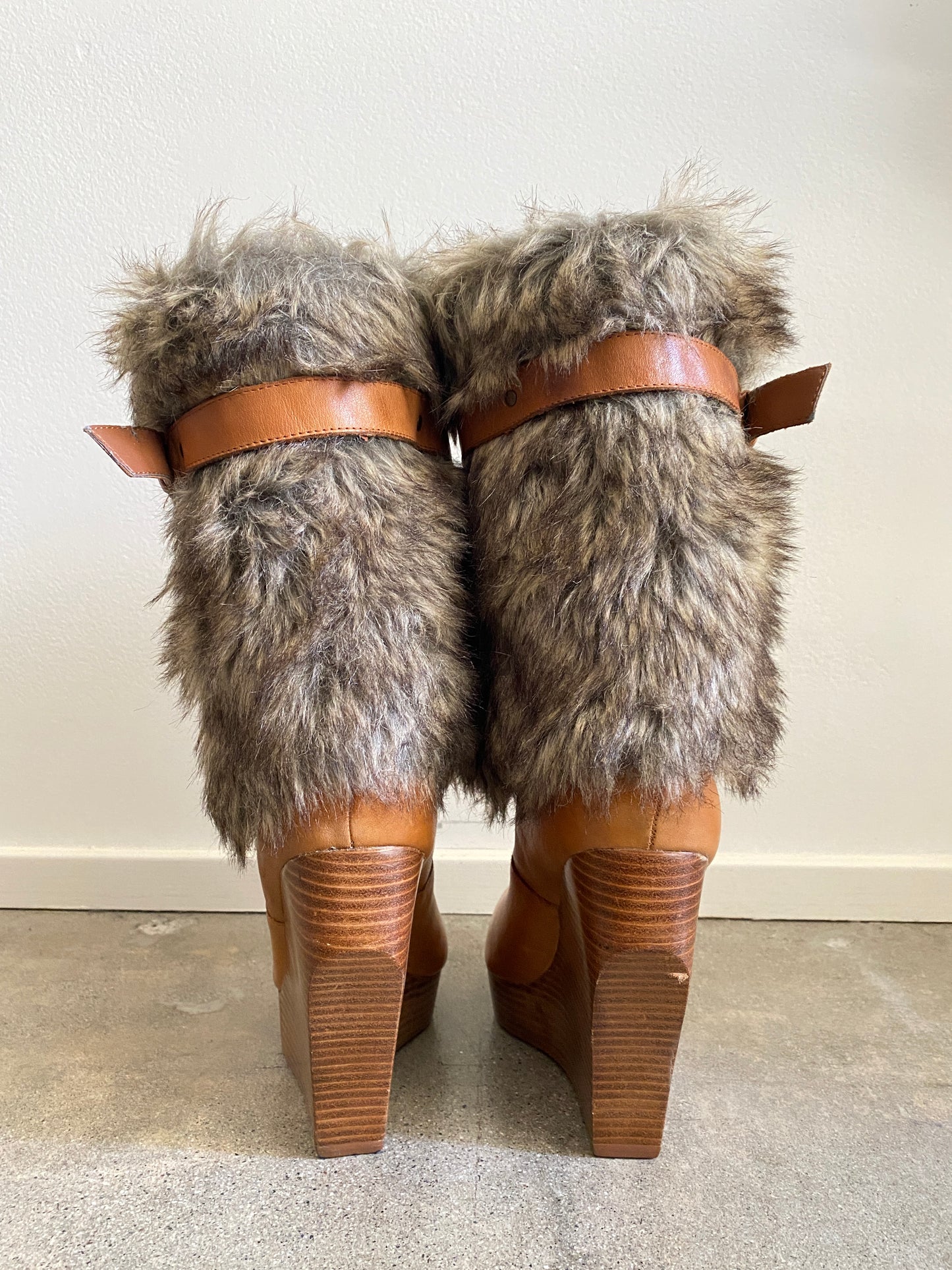 00's Fur Block Heel Boots