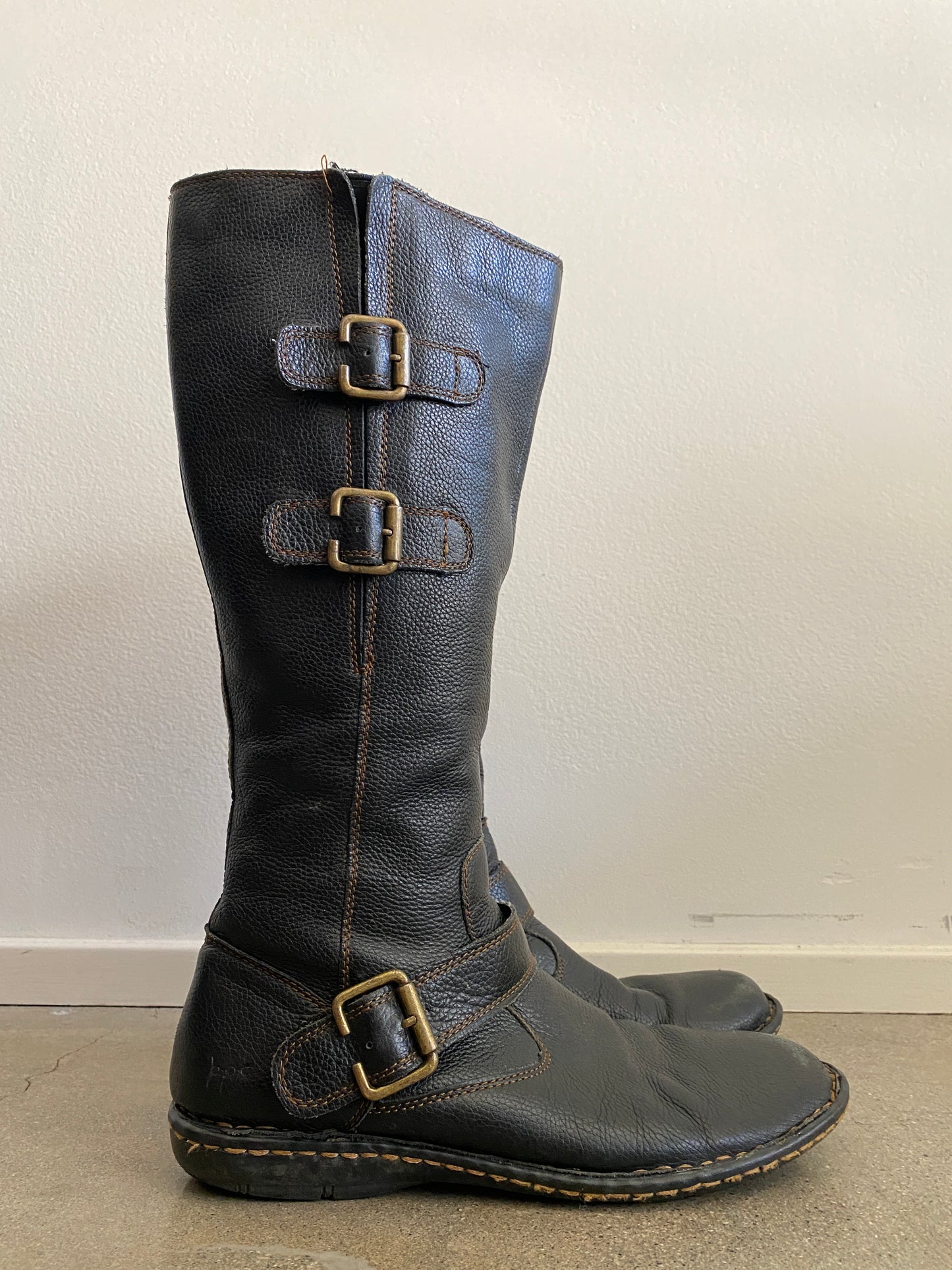 00's Black Leather Buckle Boots