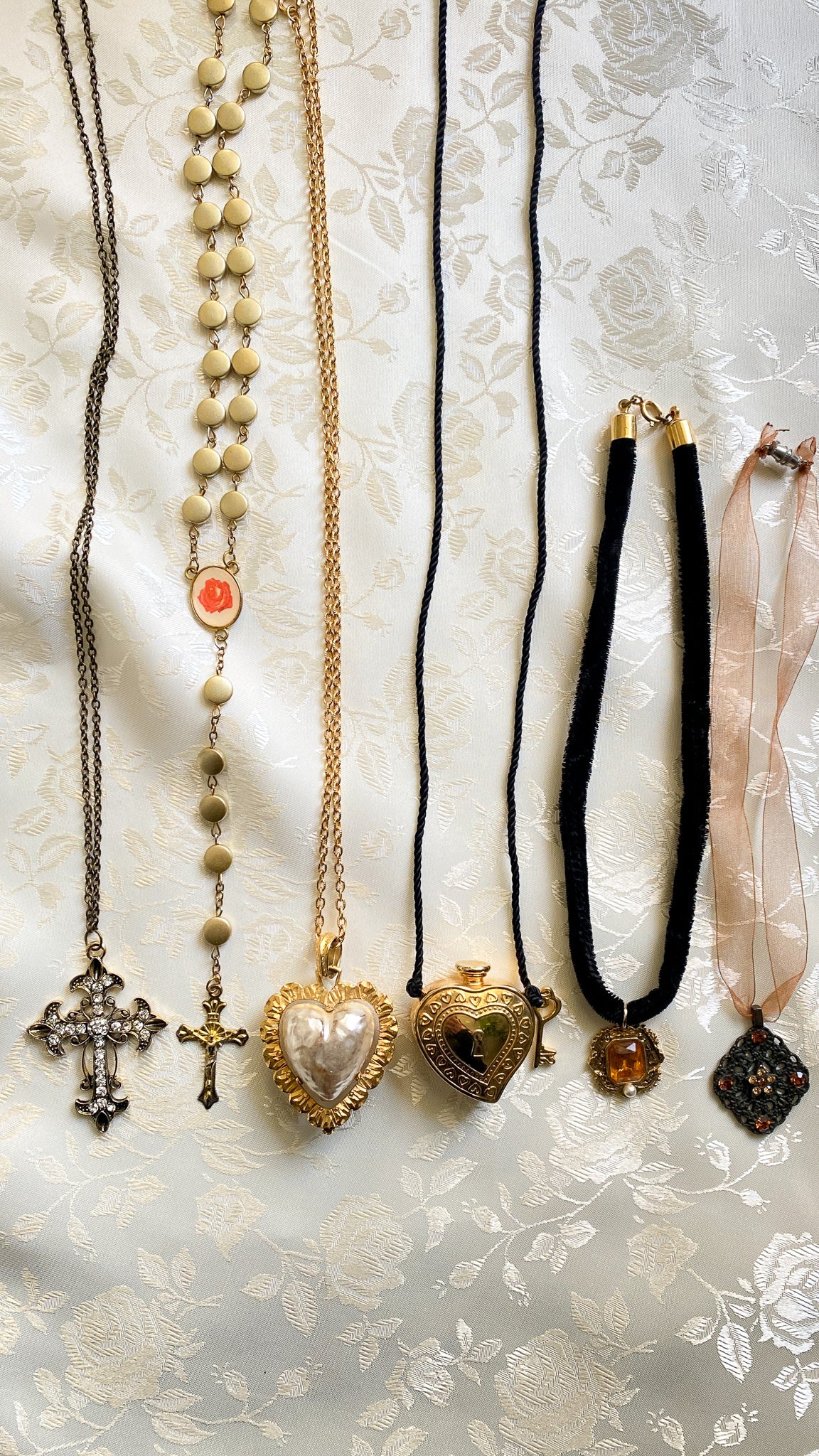 WHIMSIGOTH SAINT ROSE ROSARY