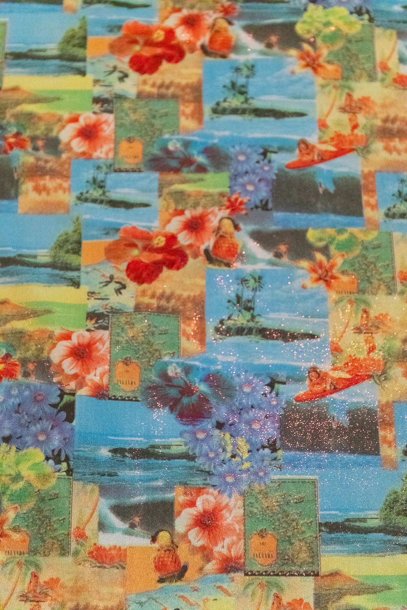 Tropic Mirage – 4 Way Stretch Iridescent Hawaiian Print (90s/00s Deadstock)