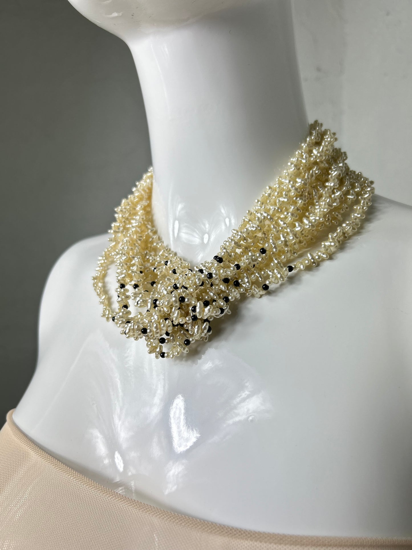 Iridescent Faux Pearl Layered Choker