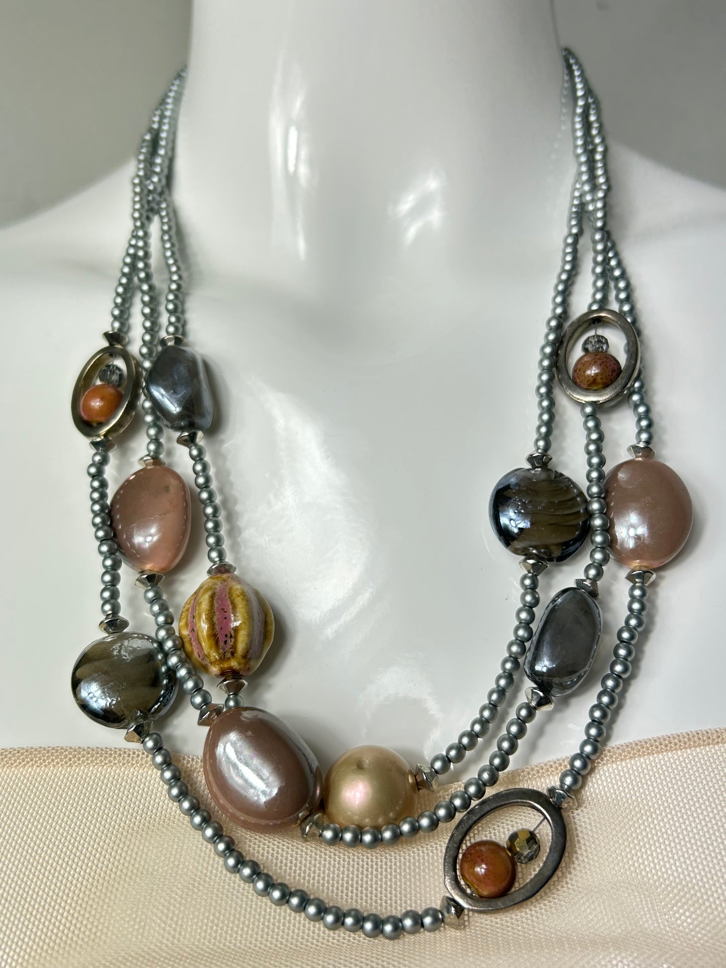 Iridescent Ceramic Beads Necklace