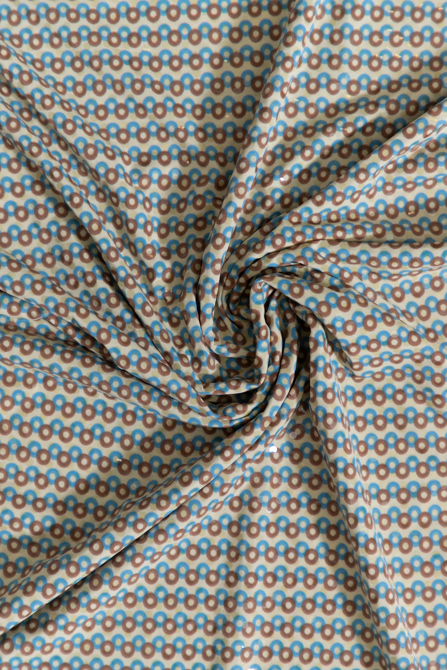 Soft Orbit – Cream Geo Wet Look Stretch (90s/00s Deadstock)